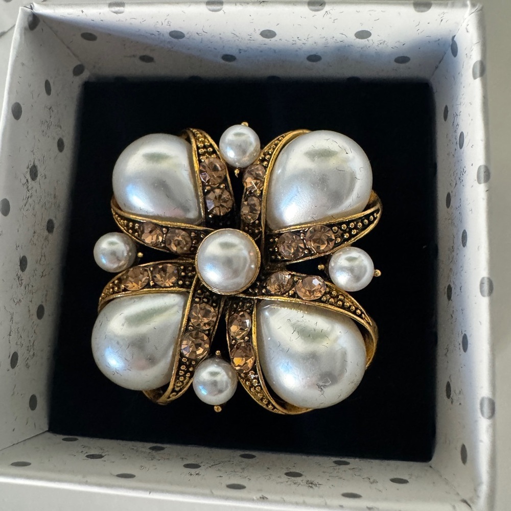 Elegant Gold and Silver Brooch